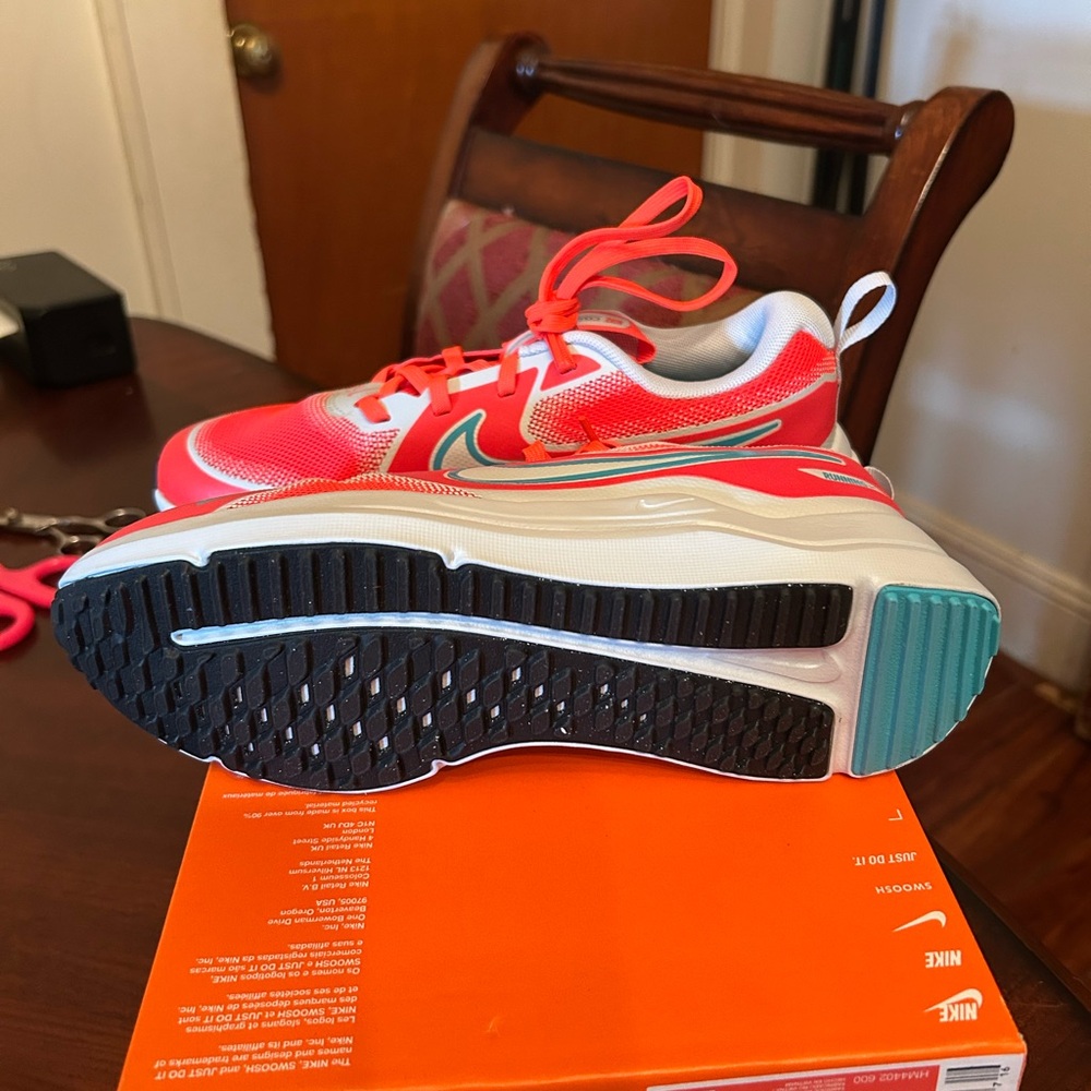 Nike Orange and White Athletic Shoes - Picture 3 of 5